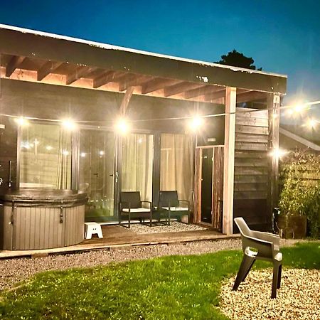 Family House With Garden & Jacuzzi & Sauna Near Amsterdam Vijfhuizen 외부 사진